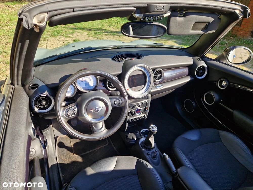 MINI Cooper D Cabrio - 13