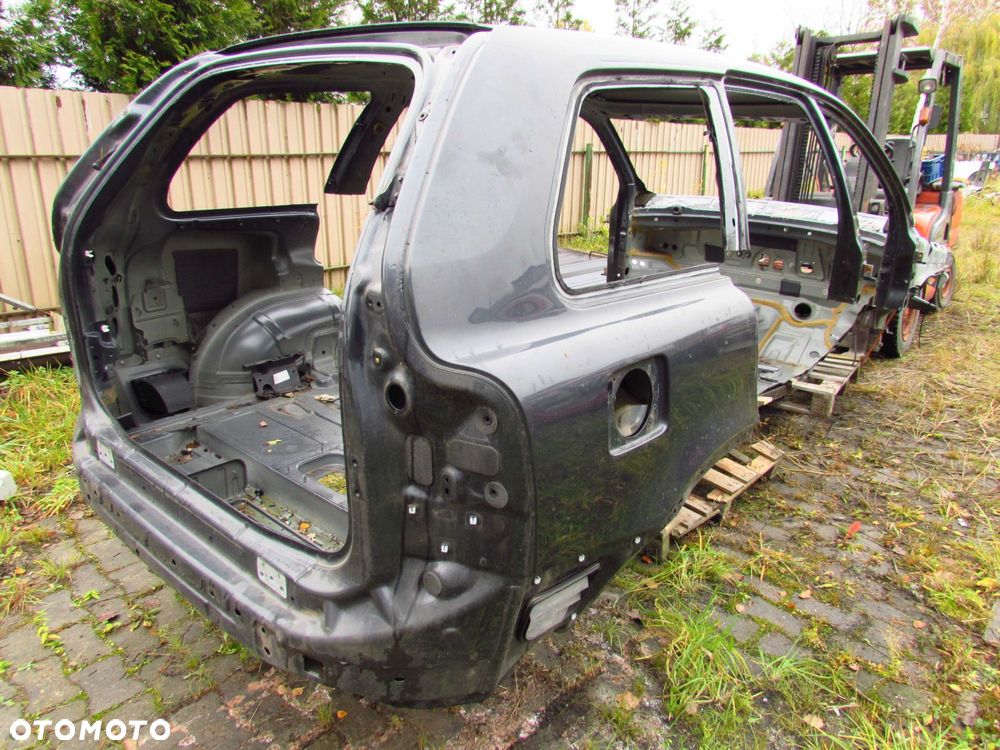 VOLVO XC90 02-14 PAS TYLNY SCIANA CWIARTKA 492-46 - 2