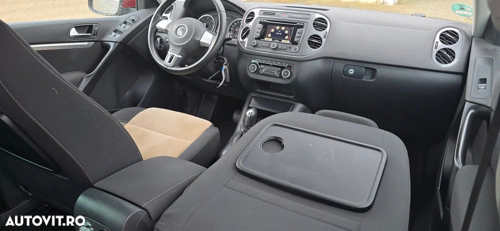 Volkswagen Tiguan - 11