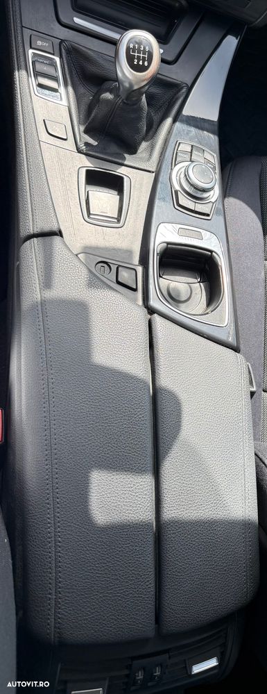 BMW Seria 5 520d - 13