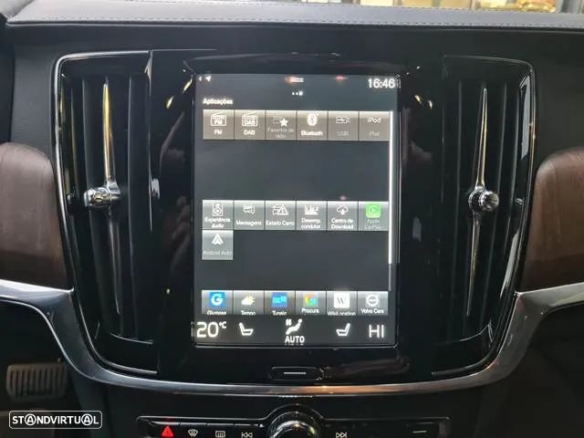 Volvo V90 Cross Country 2.0 D5 Pro AWD Geartronic - 22