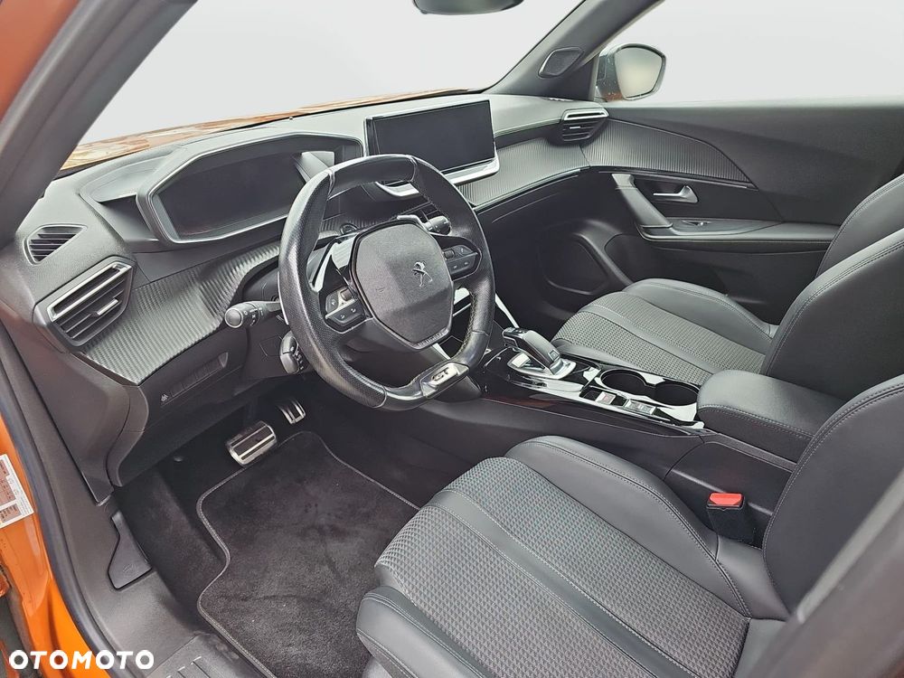 Peugeot 2008 - 17