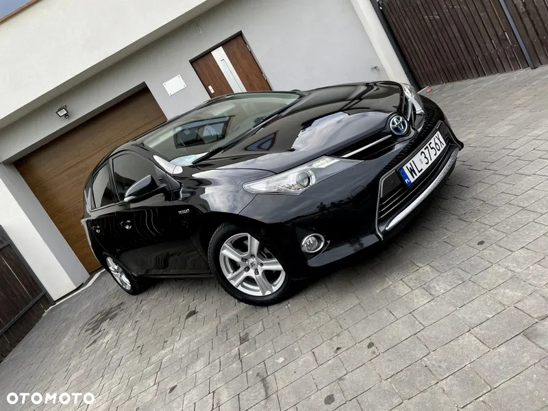 Toyota Auris - 2