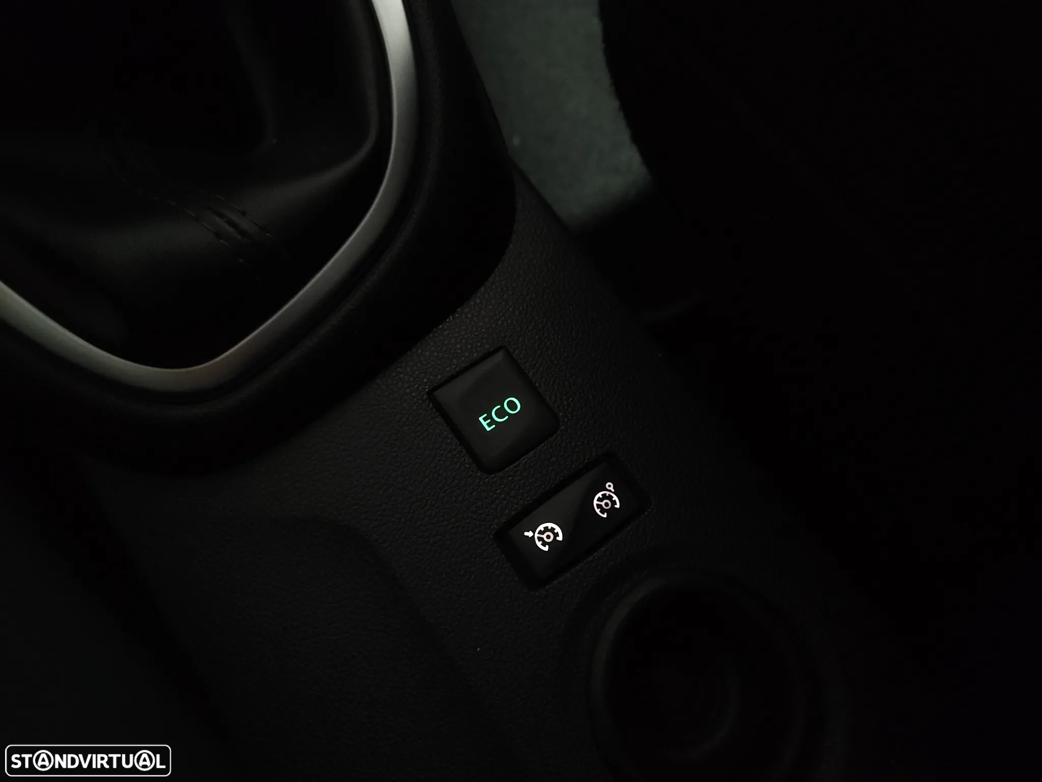 Renault Captur 0.9 TCE Exclusive - 23