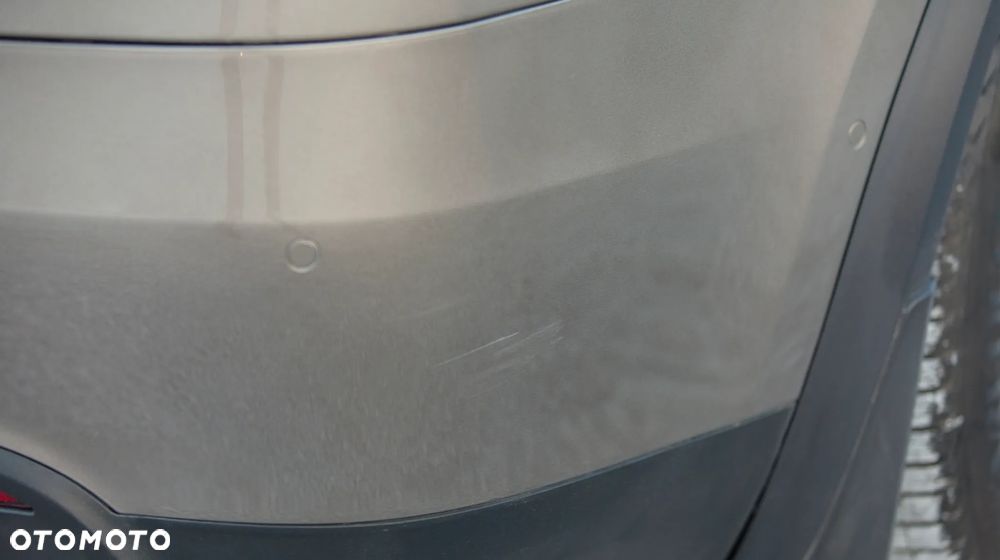 Tesla Model X 90 D - 15