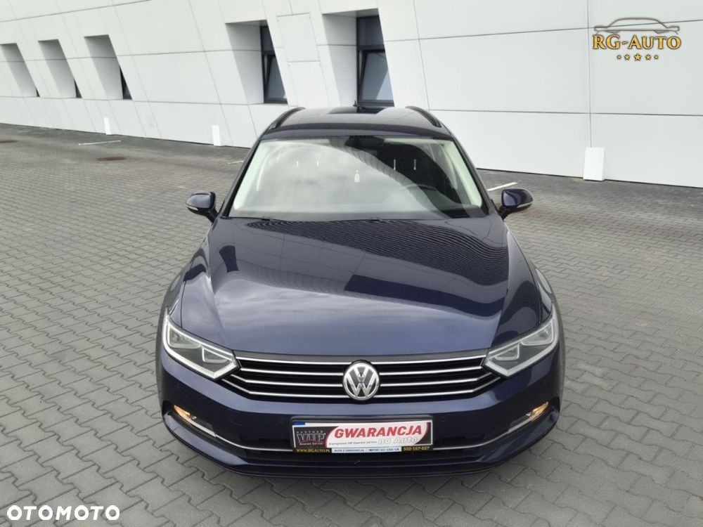 Volkswagen Passat - 14