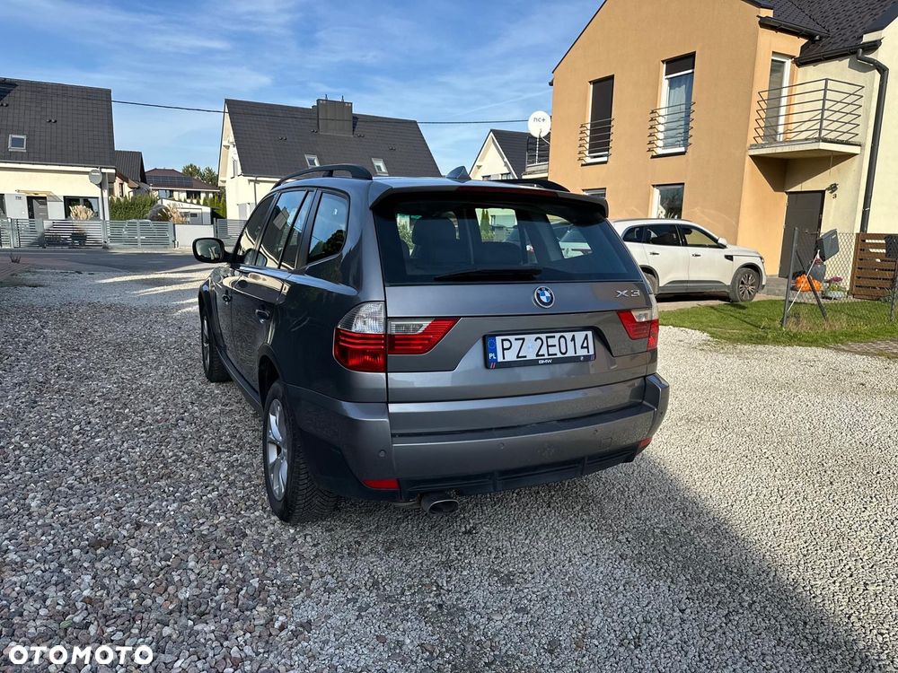 BMW X3 xDrive18d - 7