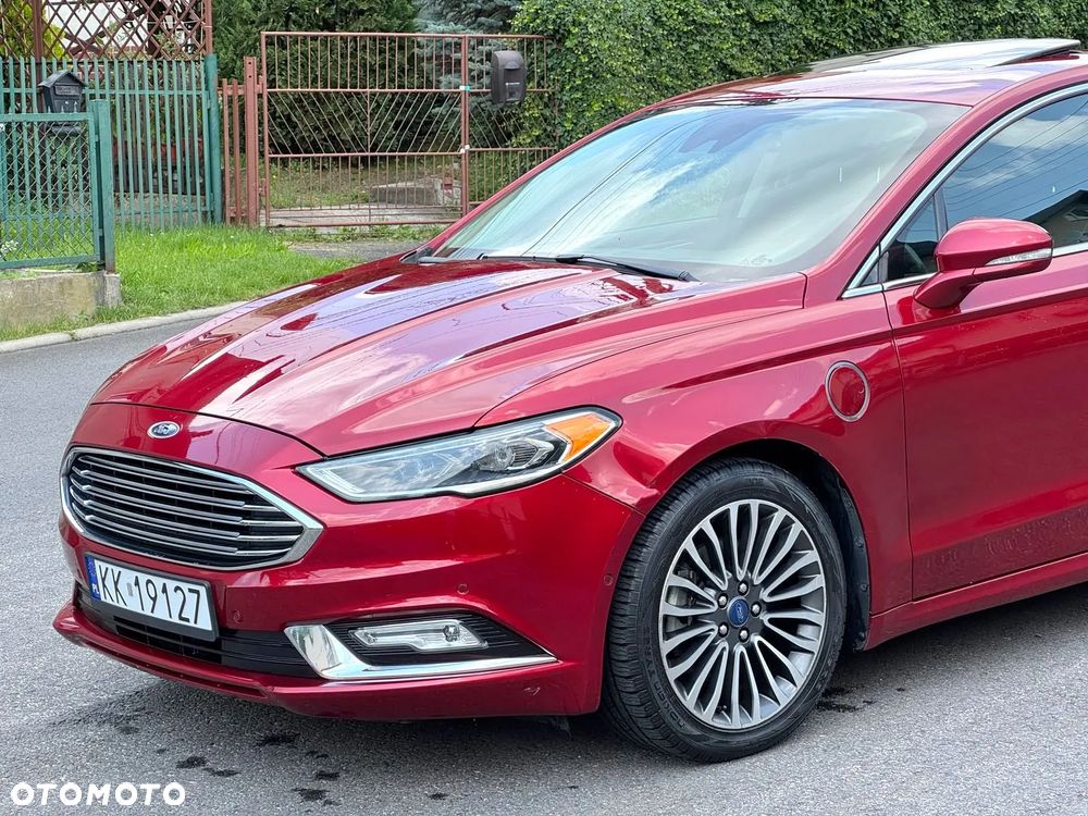 Ford Mondeo 2.0 Hybrid Titanium - 25