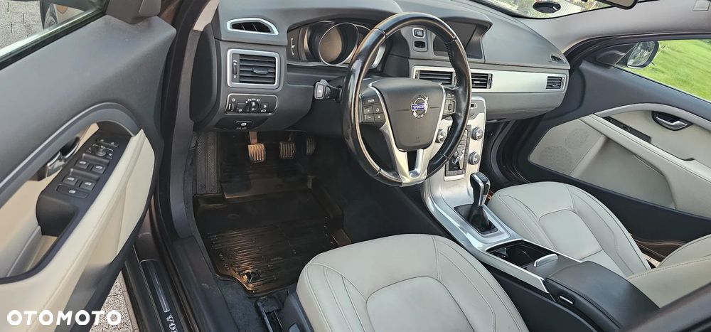 Volvo V70 D4 Summum - 23