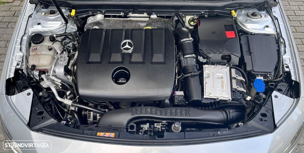 Mercedes-Benz A 180 - 35