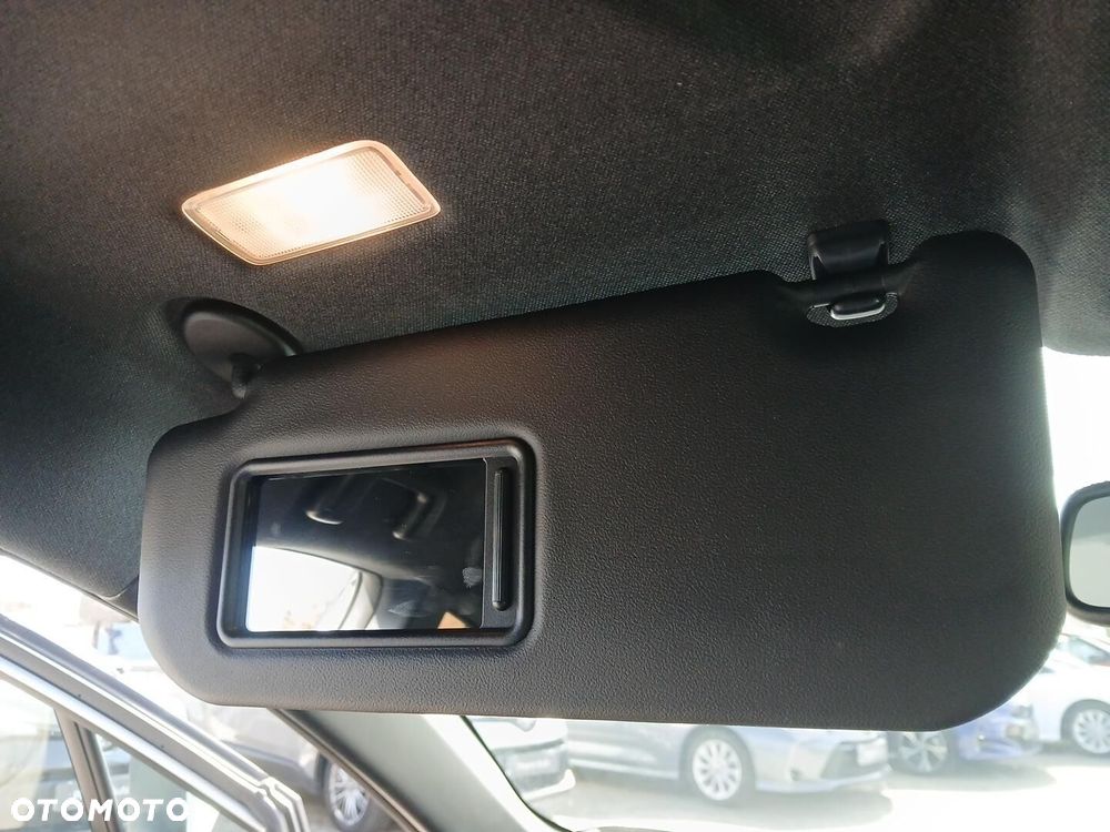 Toyota C-HR 2.0 Hybrid Executive - 36