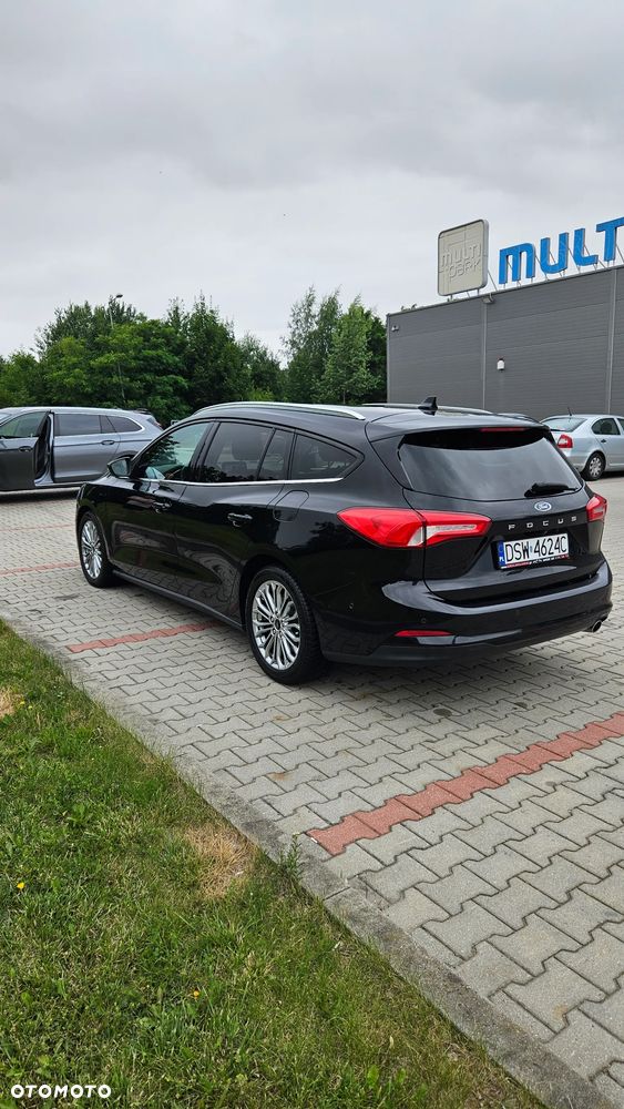 Ford Focus 1.0 EcoBoost Titanium - 4