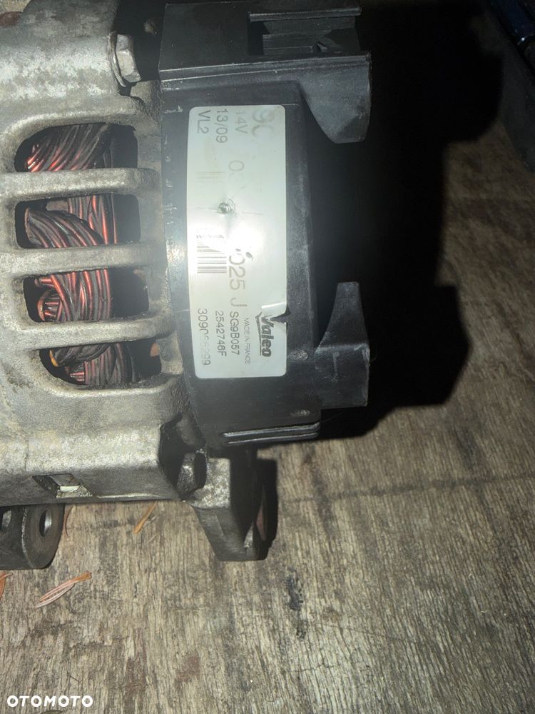 Alternator Skoda Fabia 1,2 6v Valeo - 2