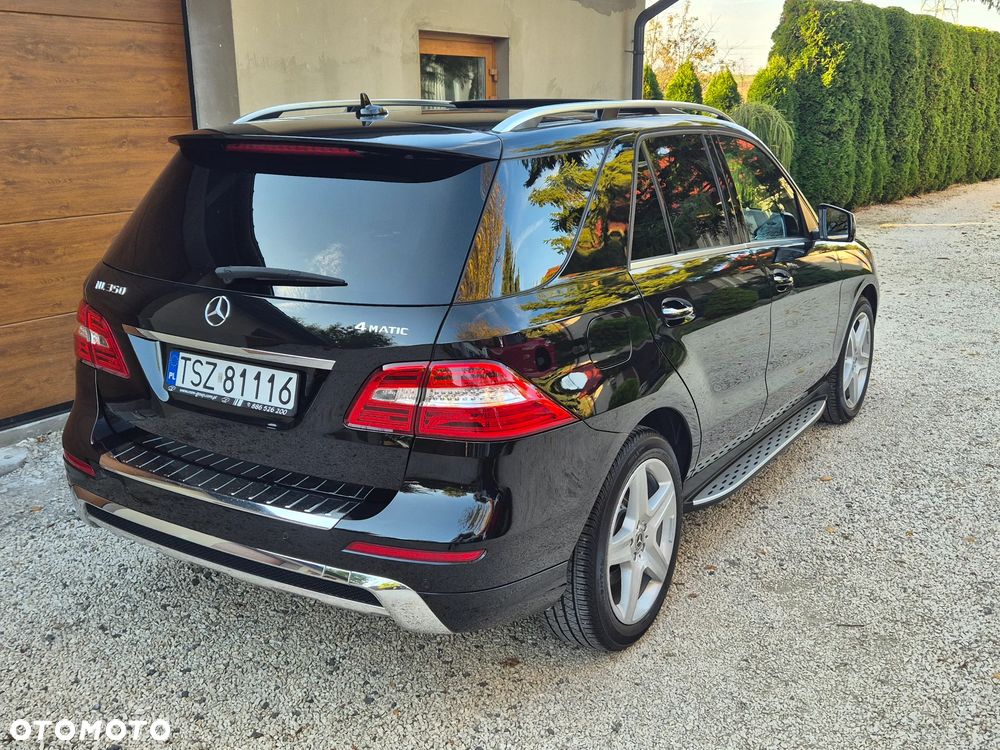 Mercedes-Benz ML 350 4MATIC (BlueEFFICIENCY) 7G-TRONIC - 31
