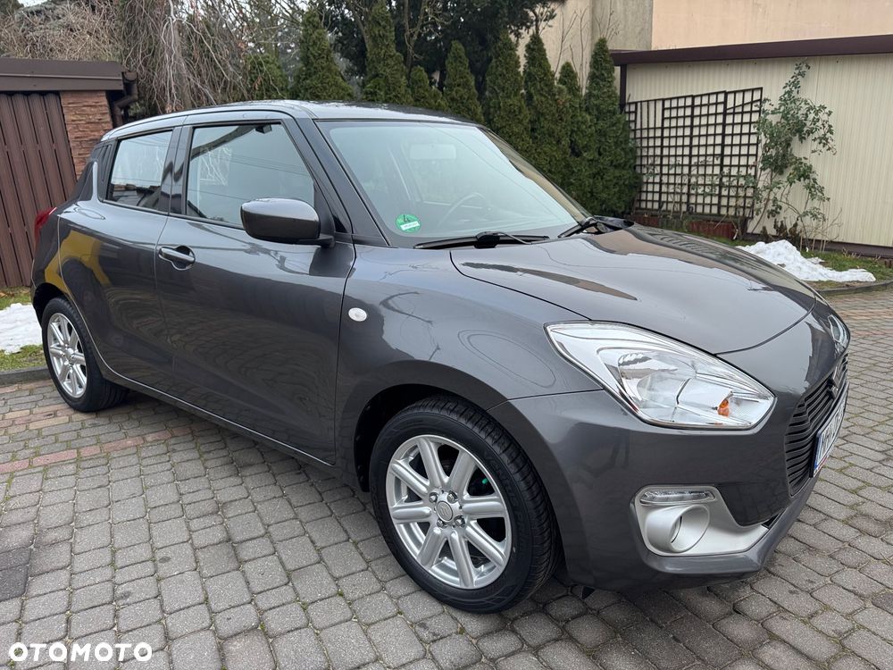 Suzuki Swift 1.2 Dualjet Club - 4