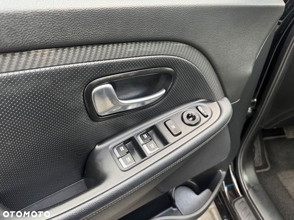 Kia Carens 1.6 GDI Edition 7 - 30