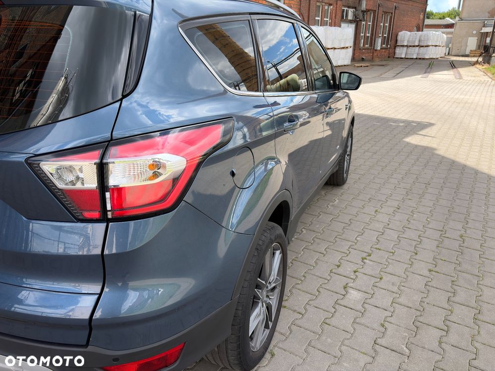 Ford Kuga 2.0 TDCi 4x4 Titanium - 12