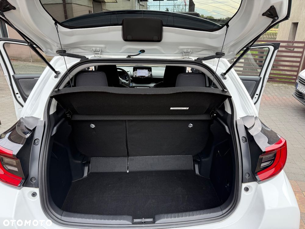 Toyota Yaris ver-hybrid-116-1-5-vvt--i-comfort - 29