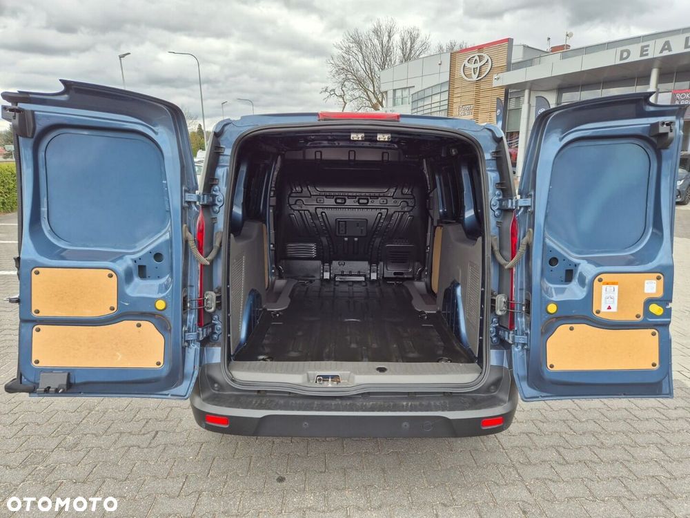 Ford Transit Connect - 26
