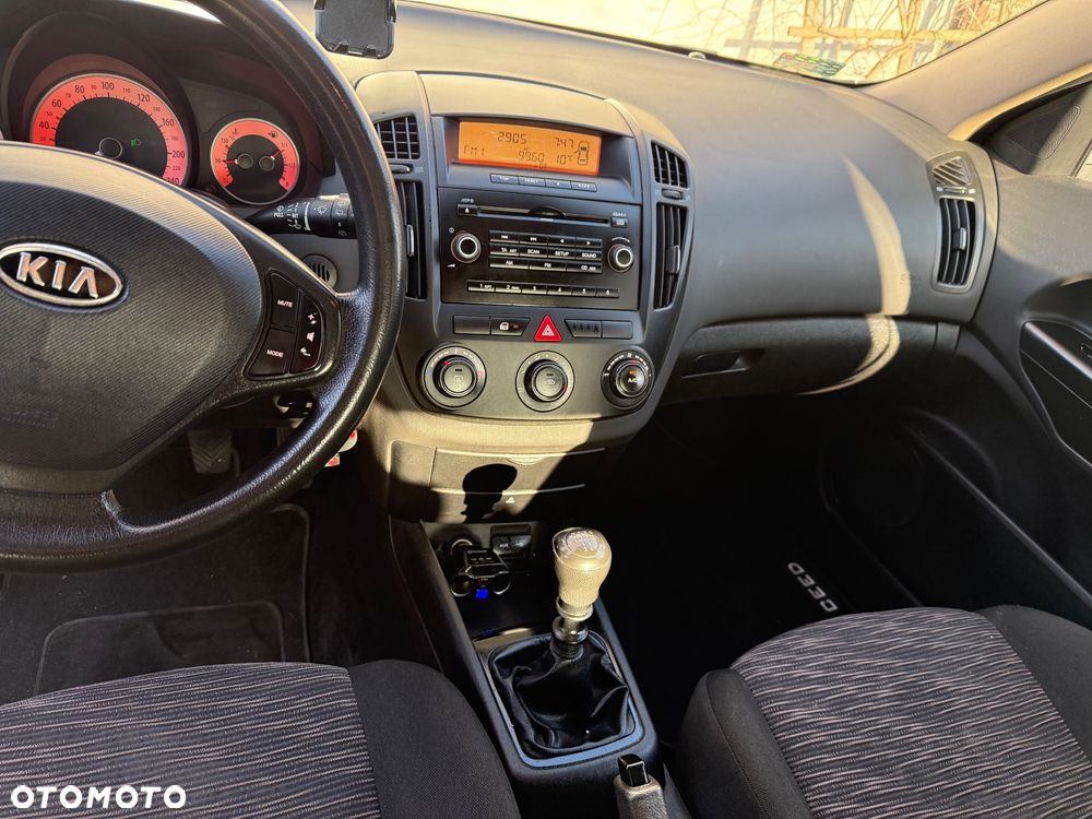 Kia Ceed 1.6 Crdi Comfort - 16