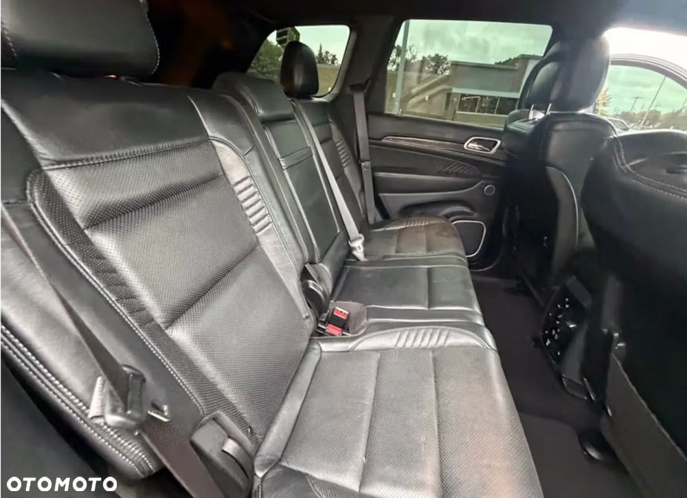 Jeep Grand Cherokee - 13