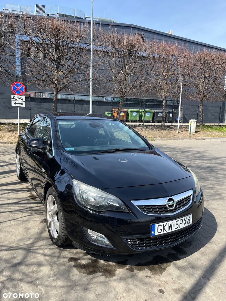 Opel Astra 1.6 T Enjoy - 1