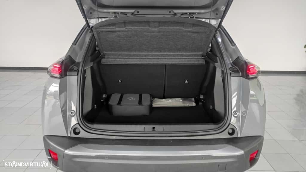 Peugeot e-2008 54 kWh Allure - 19