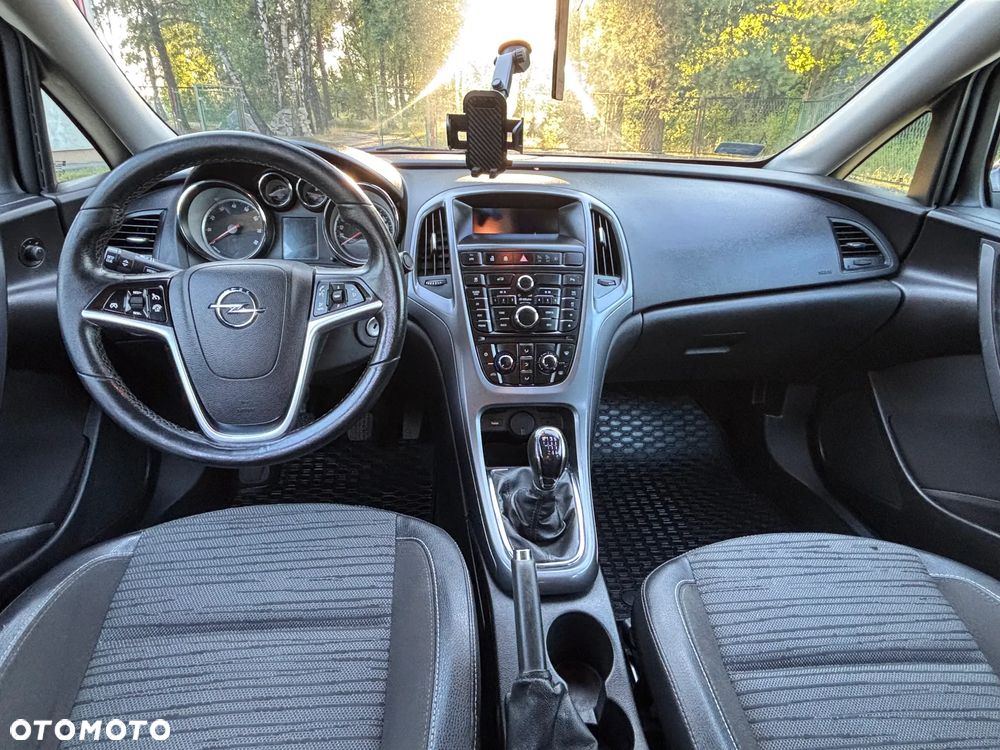 Opel Astra - 10