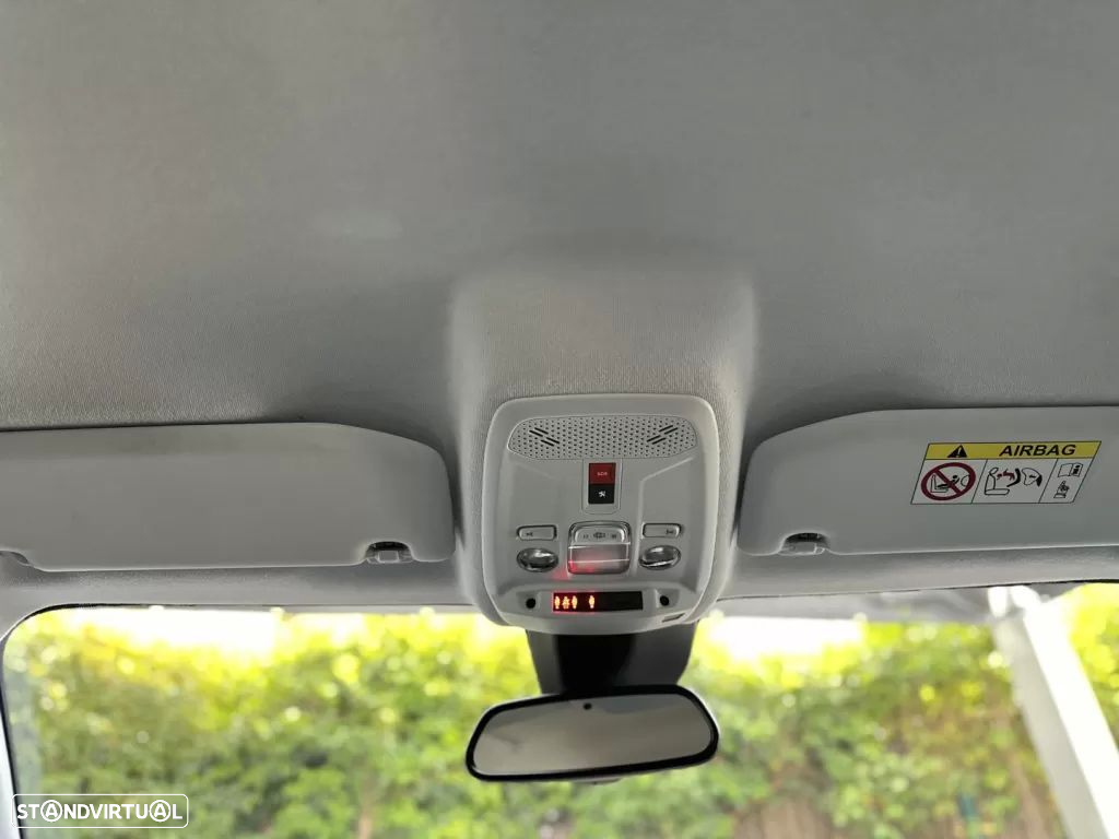 Peugeot e-208 50 kWh Allure - 35