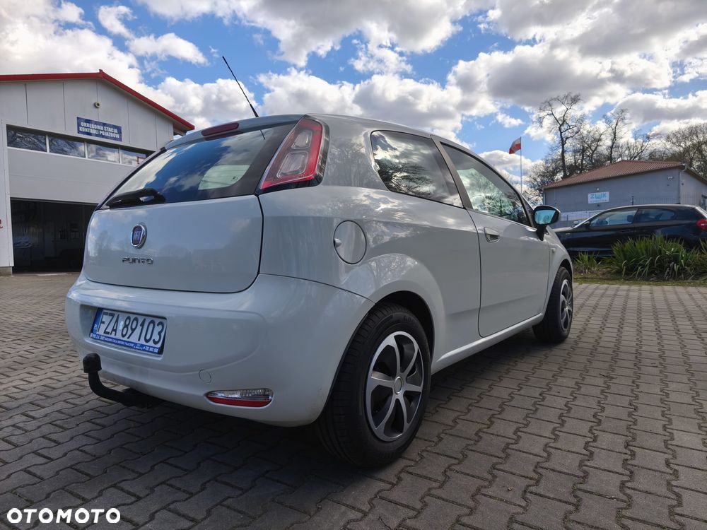 Fiat Punto 2012 1.2 Easy - 28