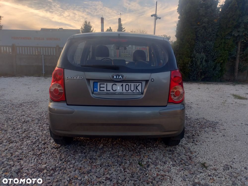 Kia Picanto - 4