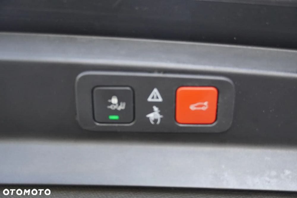 Peugeot 5008 1.5 BlueHDi Allure S&S EAT8 - 10