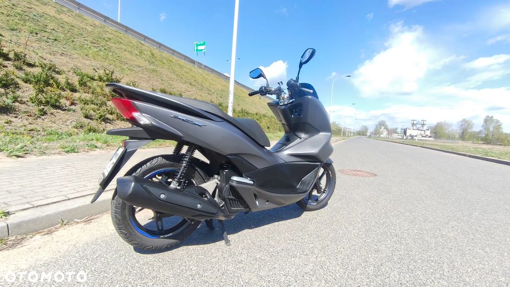 Honda PCX - 9