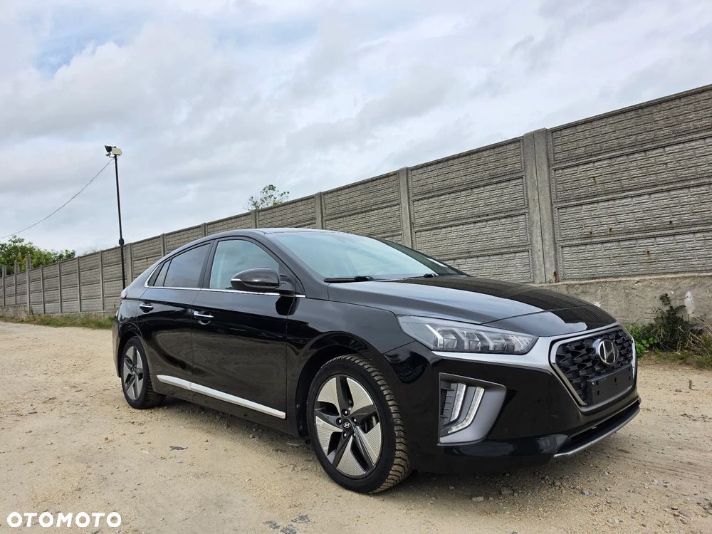 Hyundai IONIQ hybrid Platinum - 37