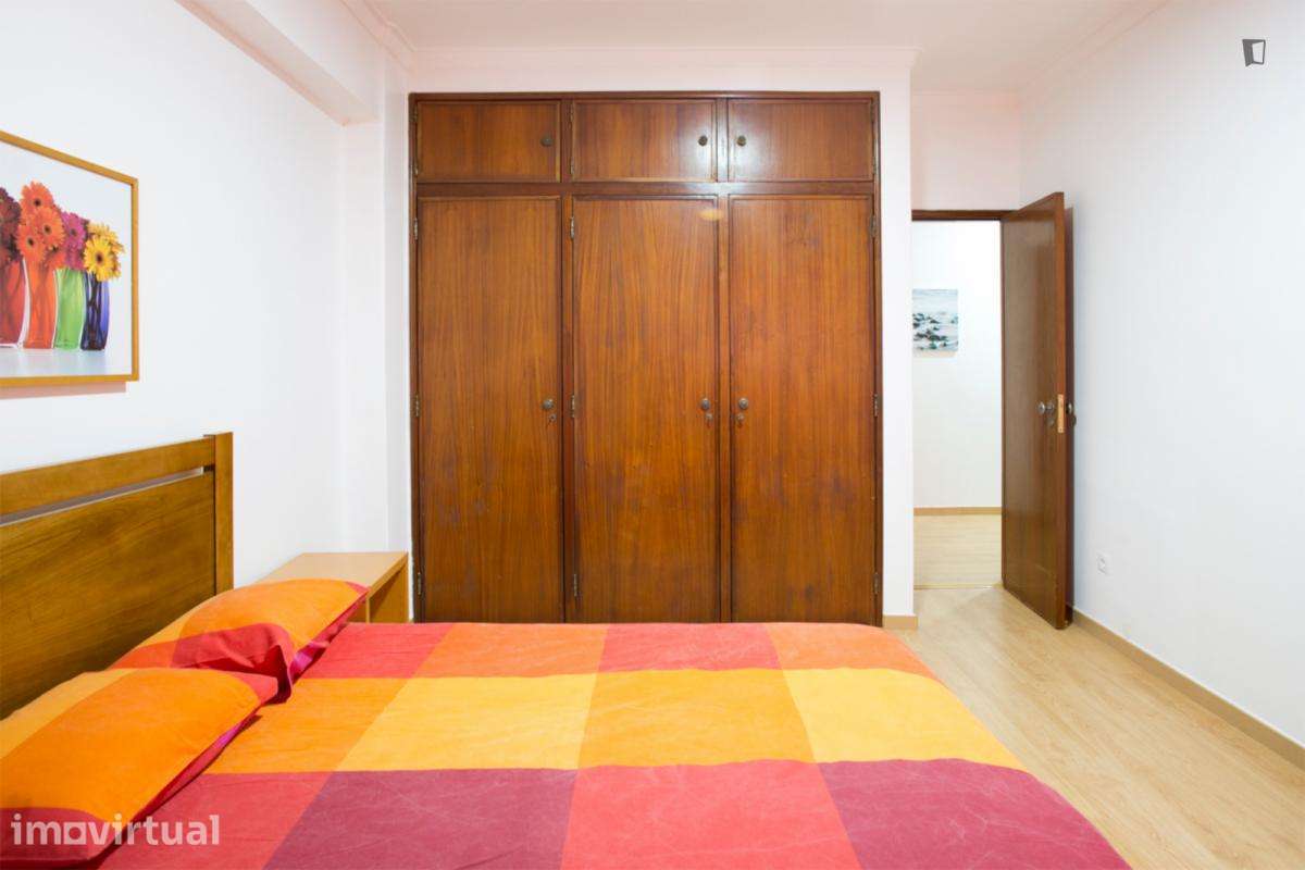 Quarto - localizado em Pontinha Lisbon - Grande imagem: 5/15