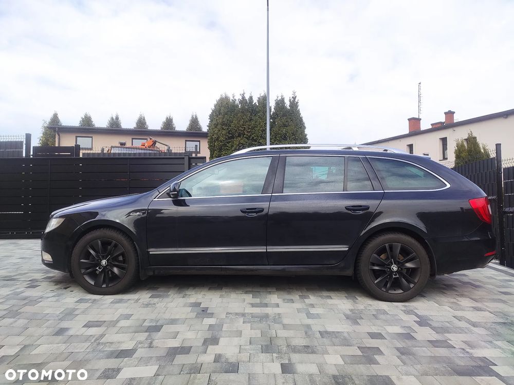 Skoda Superb 2.0 TSI L&K DSG - 35