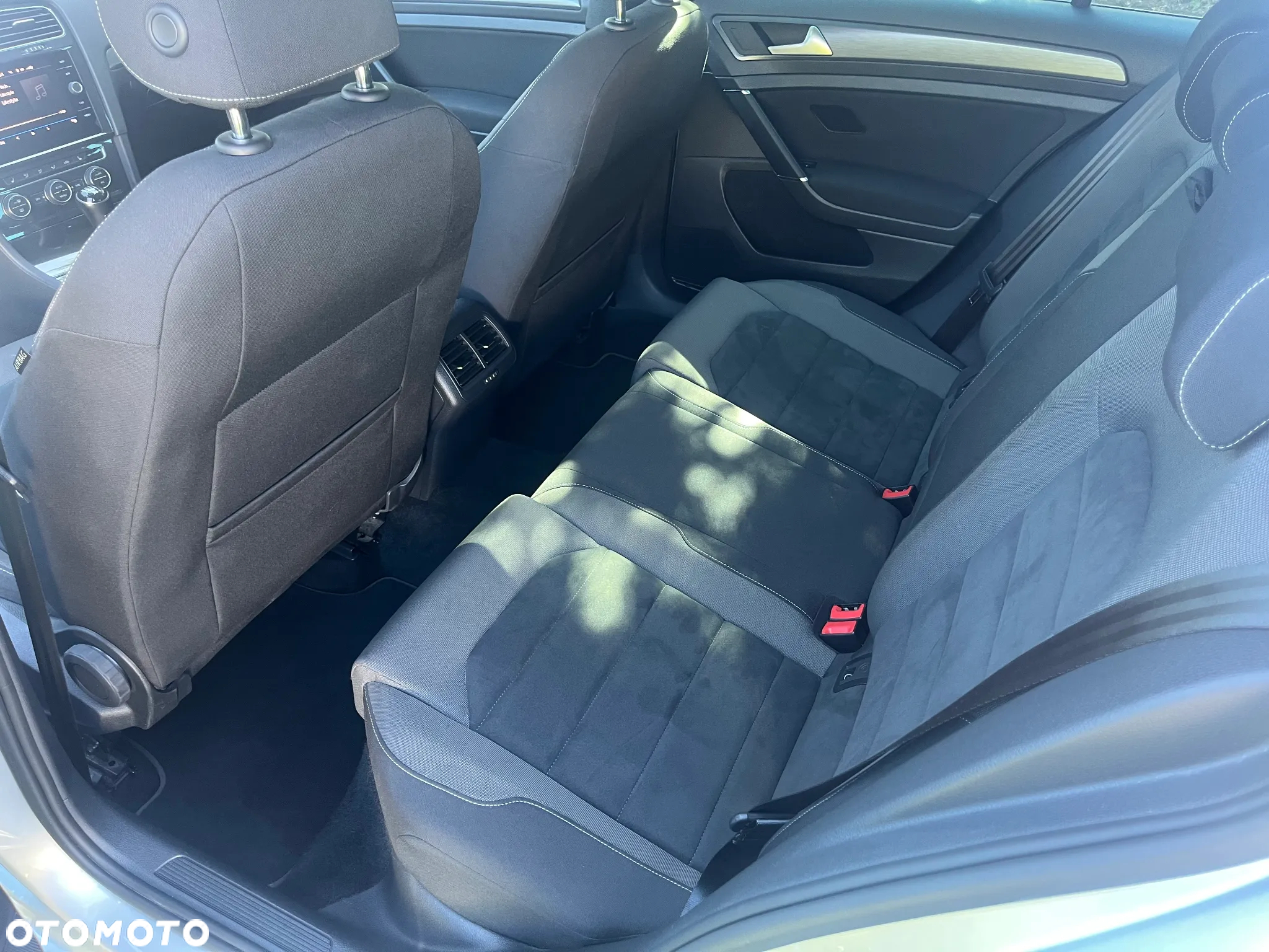 Volkswagen Golf 1.5 TSI BlueMotion ACT Highline - 15