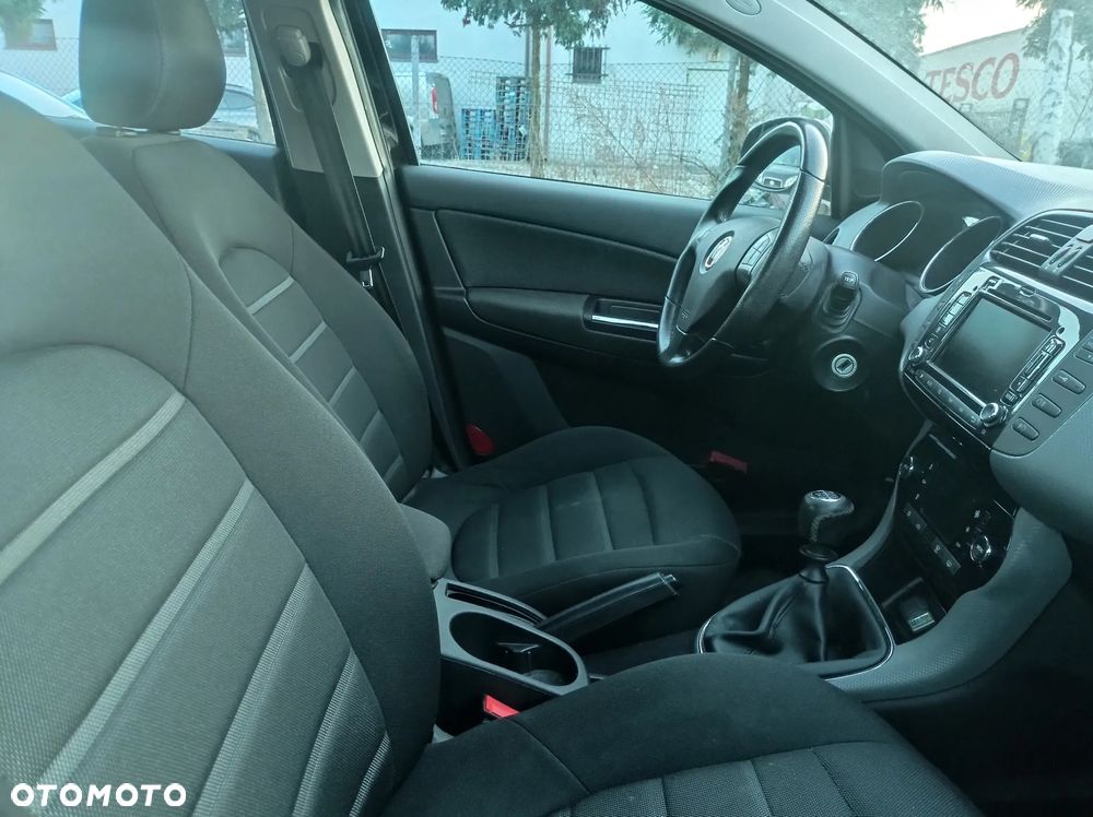 UWAGA ! AUTO W CAŁOŚCI 2012 FIAT BRAVO 5DRZWI 1,4 TURBO BENZYNA MPI 140PS 6BIEG NAVI ALU17 SERW - 5