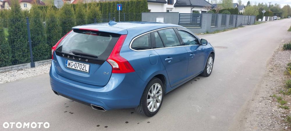 Volvo V60 - 4