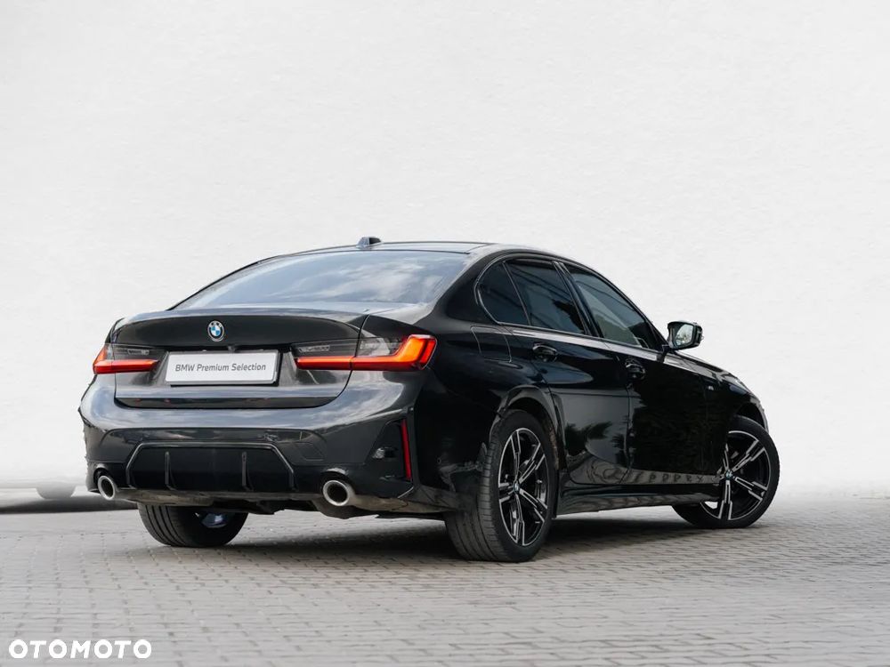 BMW Seria 3 320d xDrive mHEV M Sport - 4
