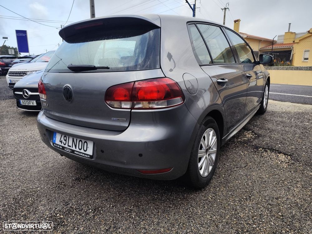 VW Golf 1.6 TDi Trendline BlueMotion - 9