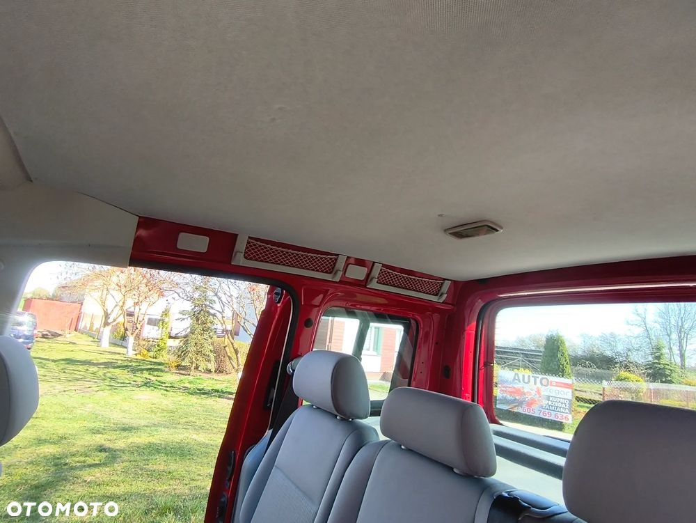 Volkswagen Caddy Life - 32