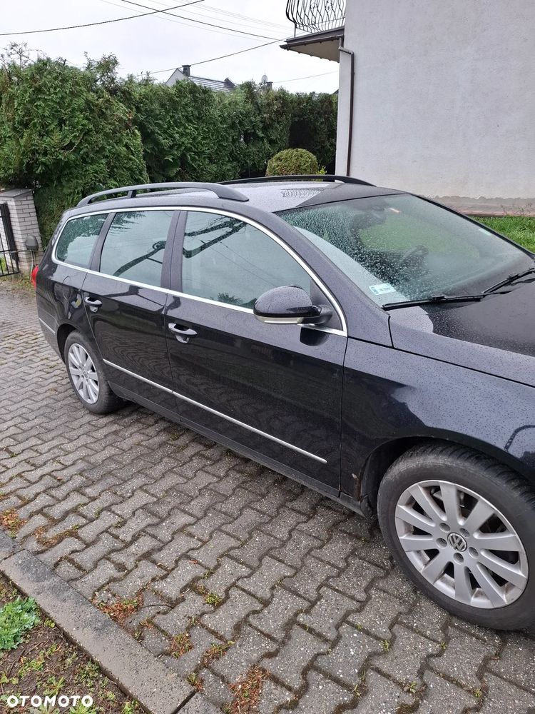 Volkswagen Passat 2.0 TDI DPF DSG Comfortline - 2