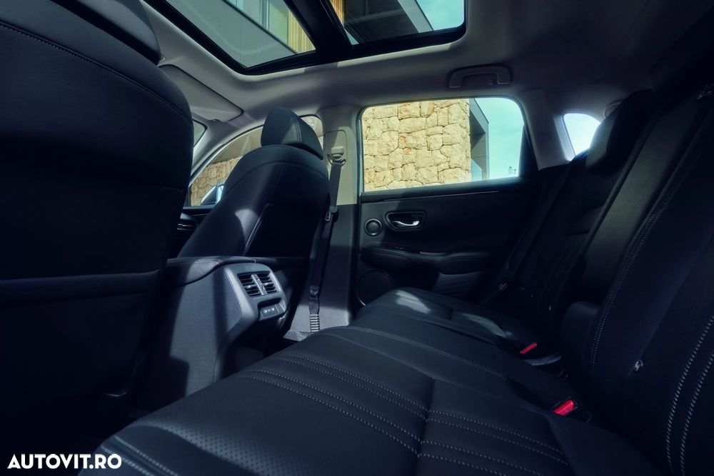 Honda ZR-V 2.0 e:HEV 4x2 E-CVT Sport - 8