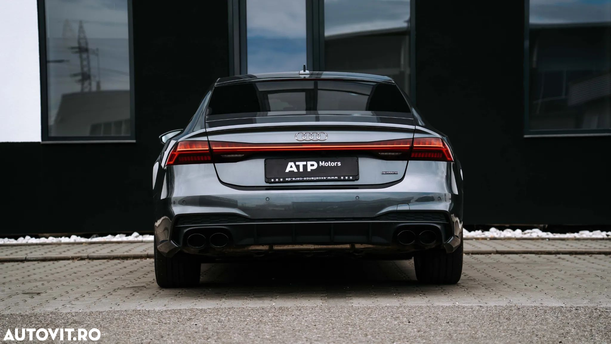 Audi A7 - 8