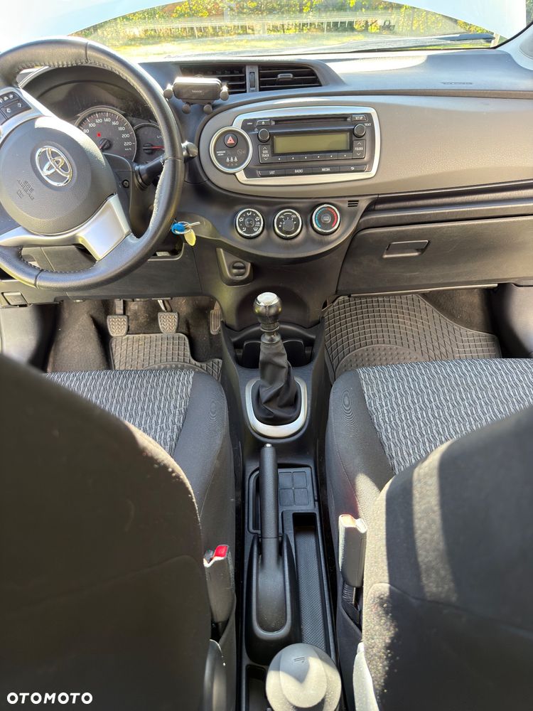 Toyota Yaris 1.33 Active - 19