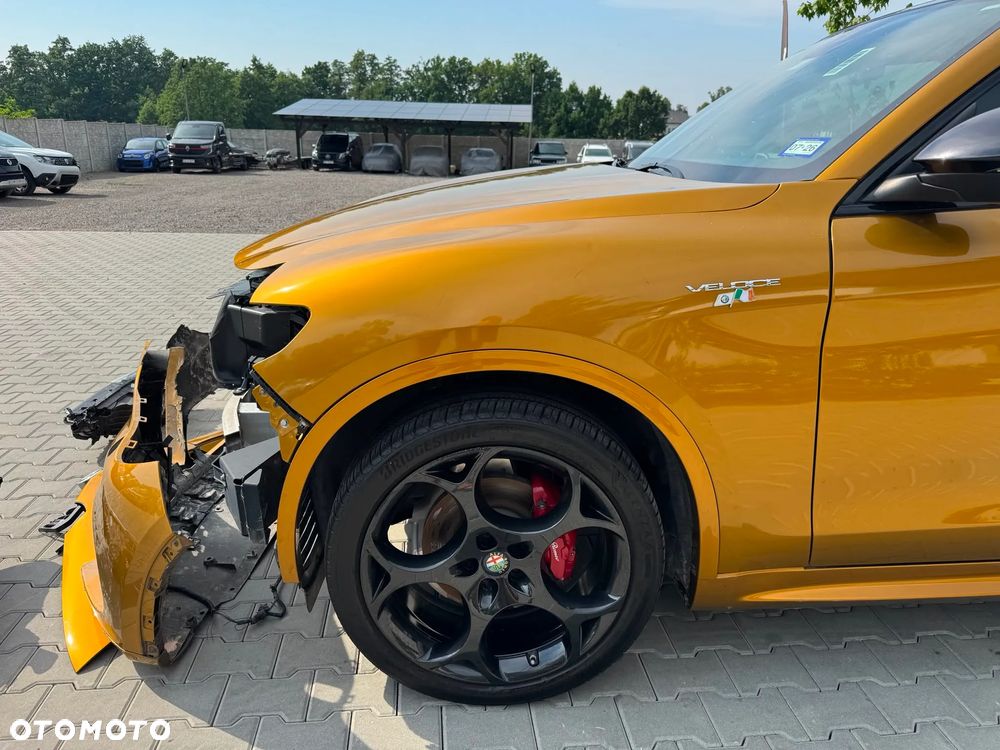 Alfa Romeo Stelvio 2.0 Turbo 16V AT8-Q4 Tributo Italiano - 36