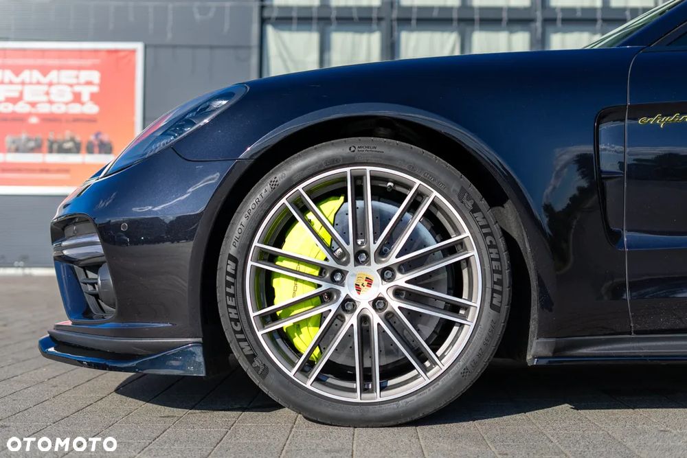 Porsche Panamera Turbo S E-Hybrid - 12