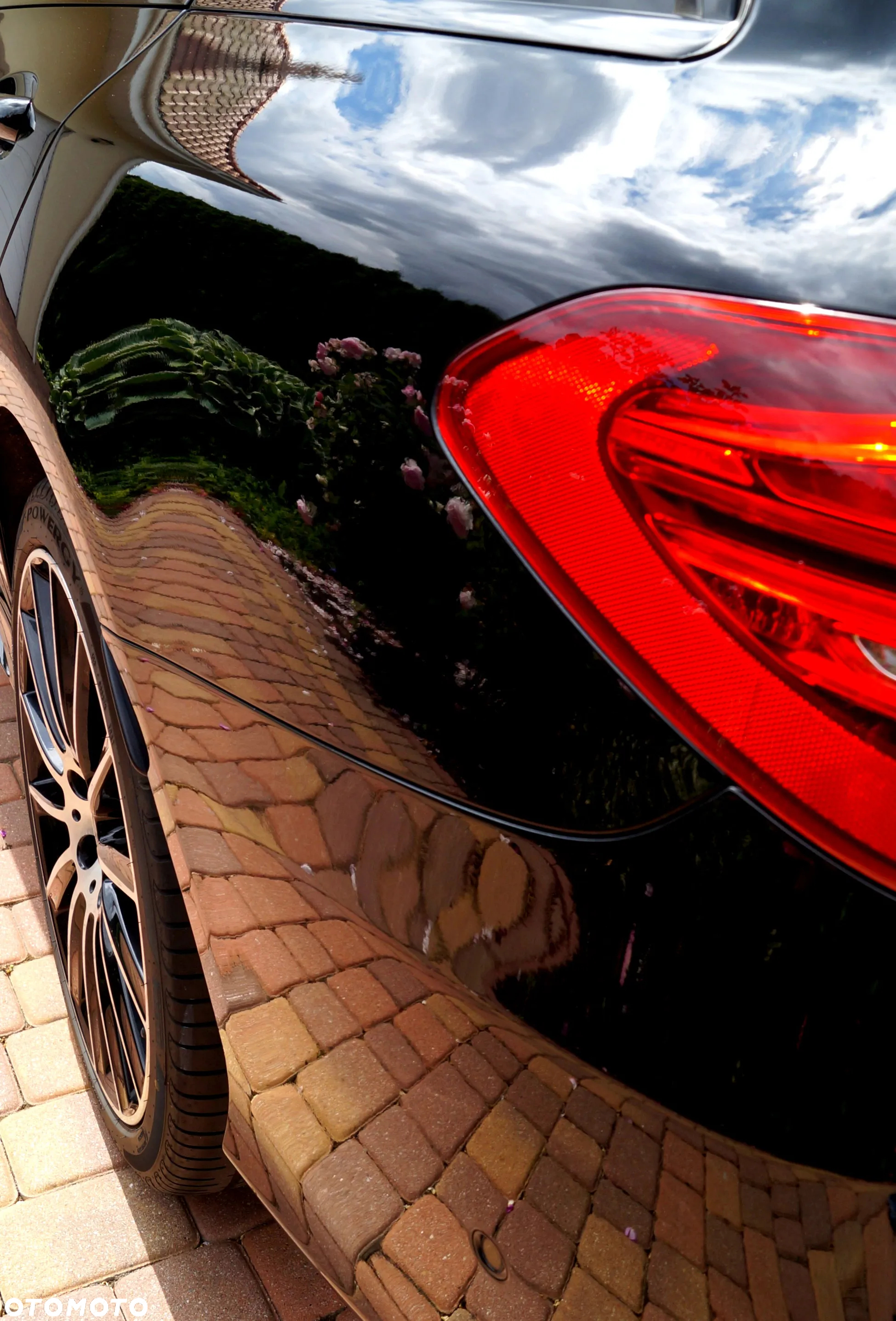 Mercedes-Benz Klasa C 250 d 4Matic T 9G-TRONIC AMG Line - 15