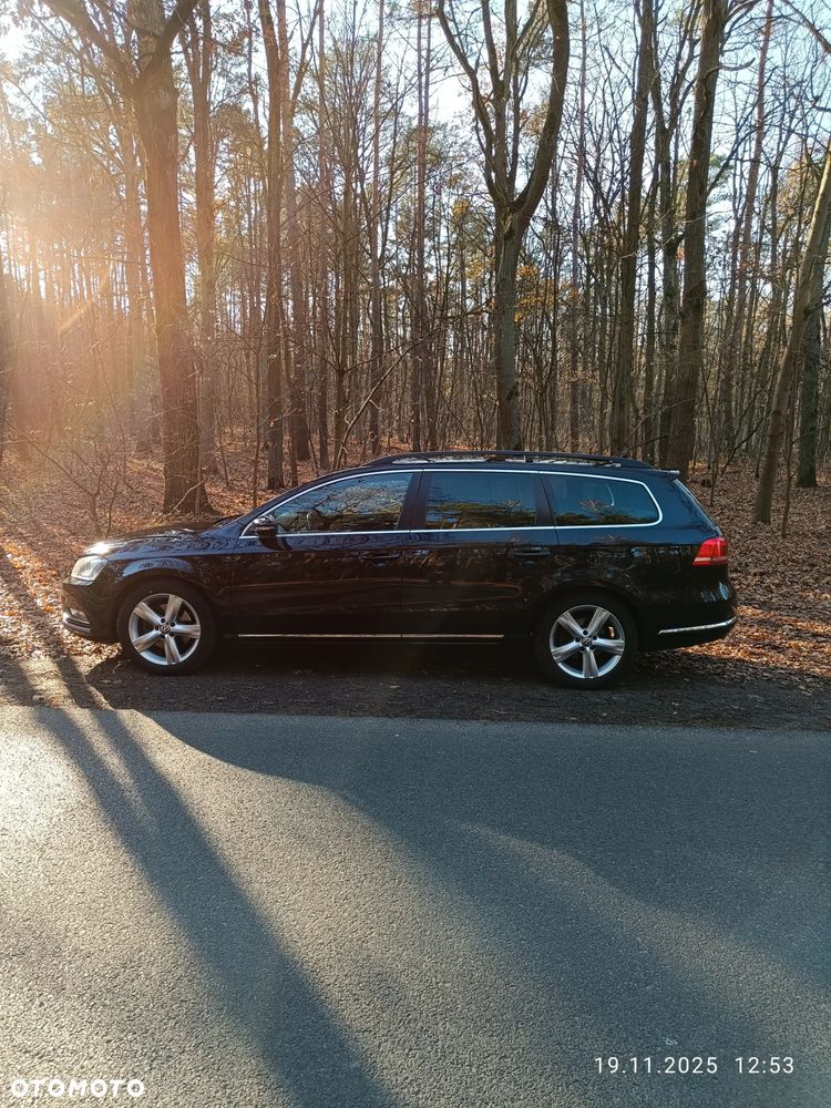 Volkswagen Passat 2.0 Blue TDI DSG SCR Highline - 10